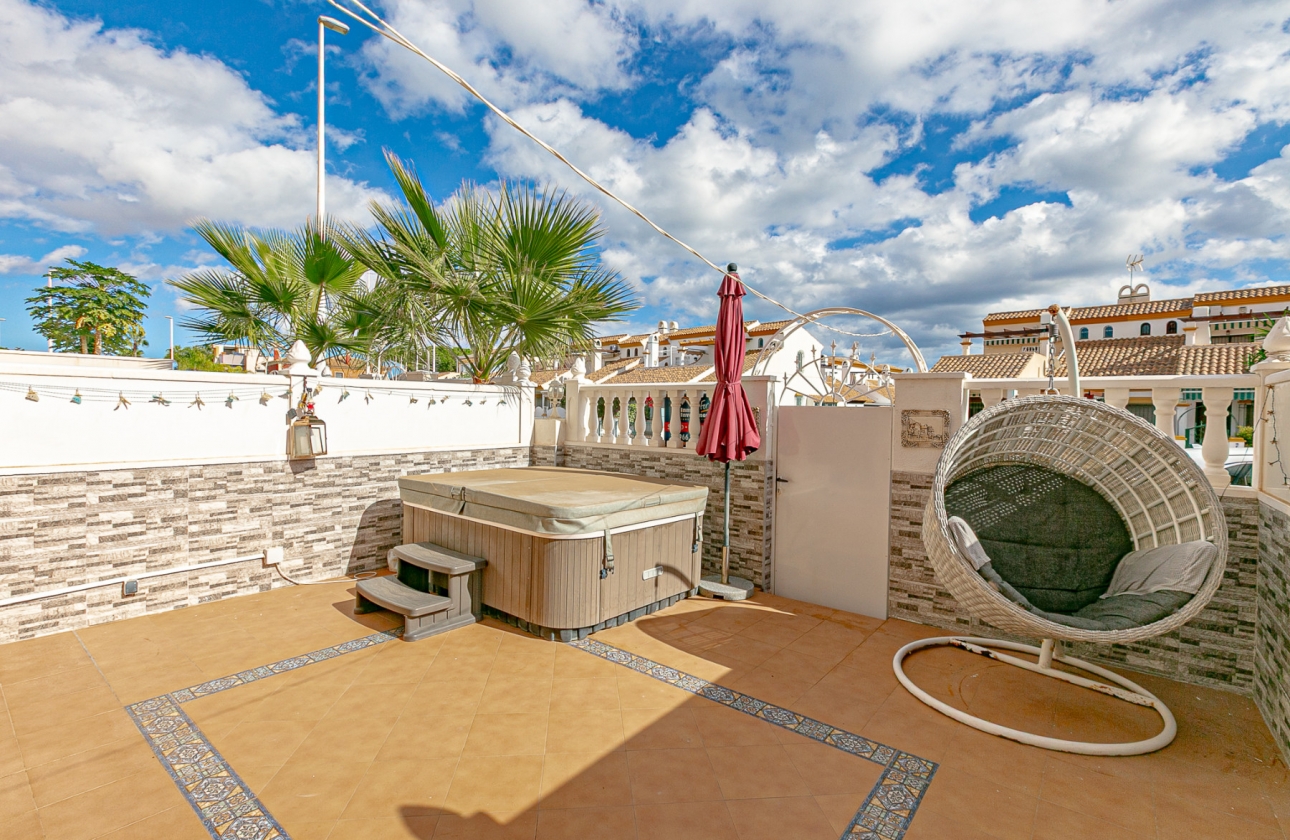 Rynek wtórny - Szeregowiec - La Zenia