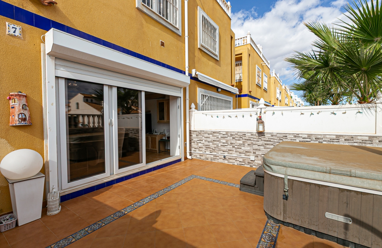 Rynek wtórny - Szeregowiec - La Zenia