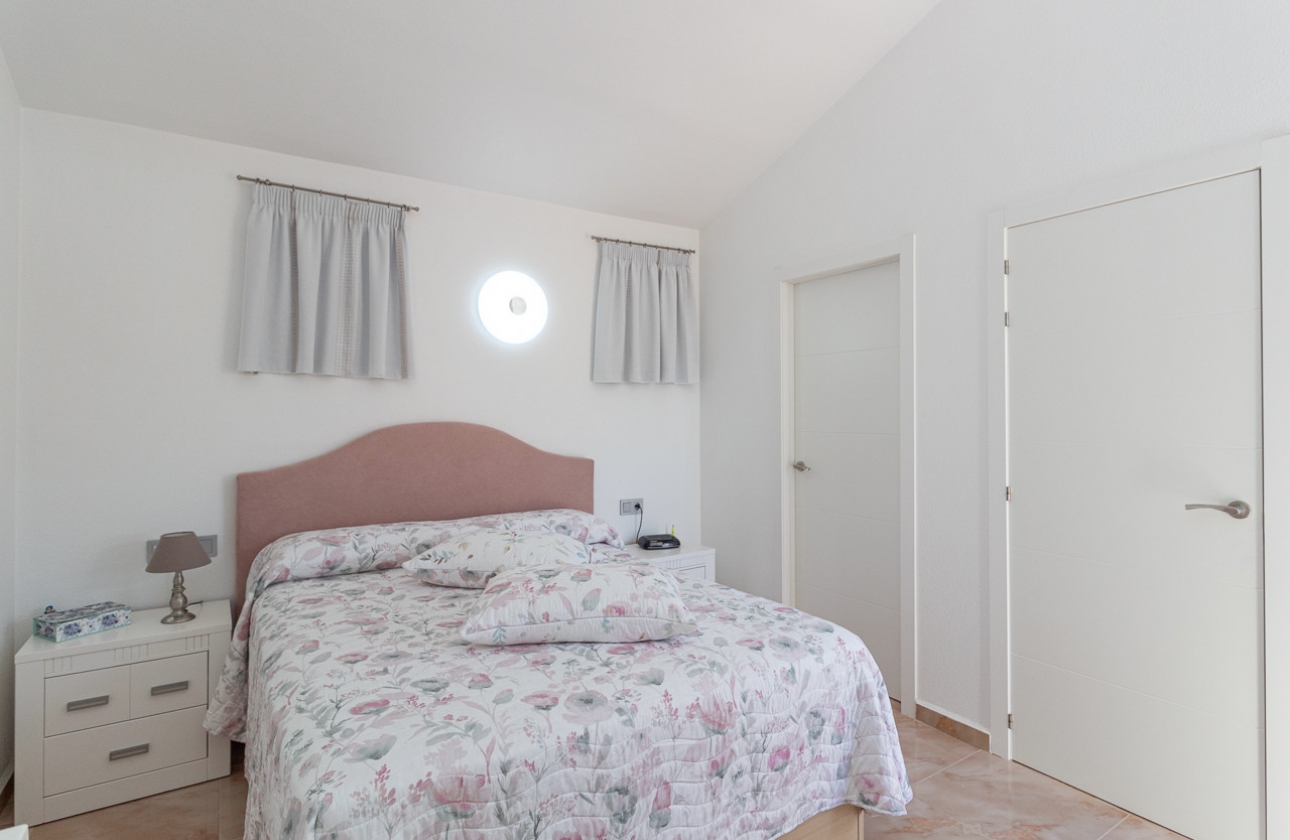 Resale - Semi-detached - La Zenia