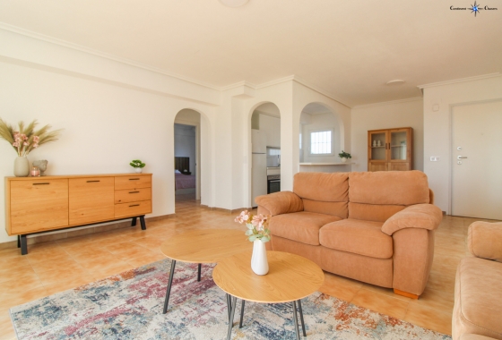 Resale - Apartment - Punta Prima - Beachside