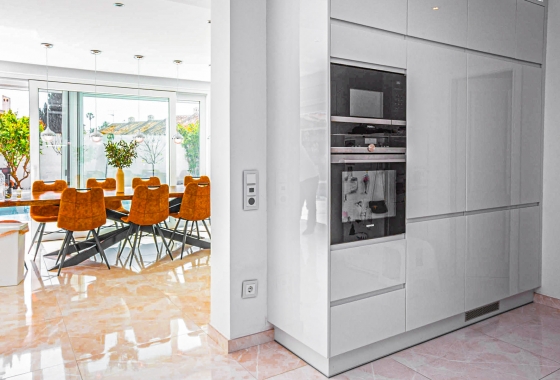 Resale - Villa - La Zenia