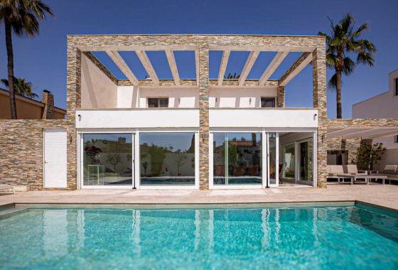 Resale - Villa - La Zenia