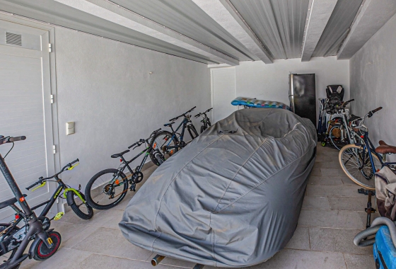 Resale - Villa - La Zenia