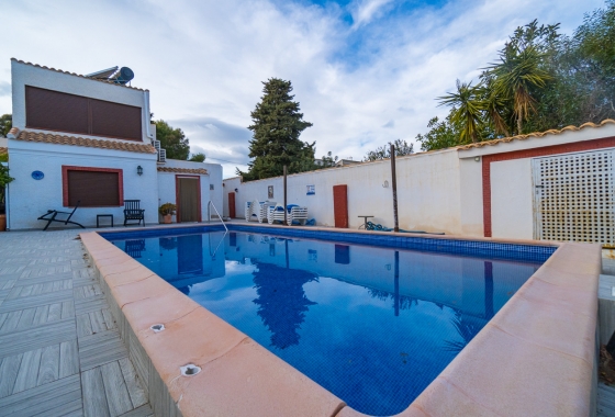 Resale - Villa - Orihuela Costa - Lomas de Cabo Roig