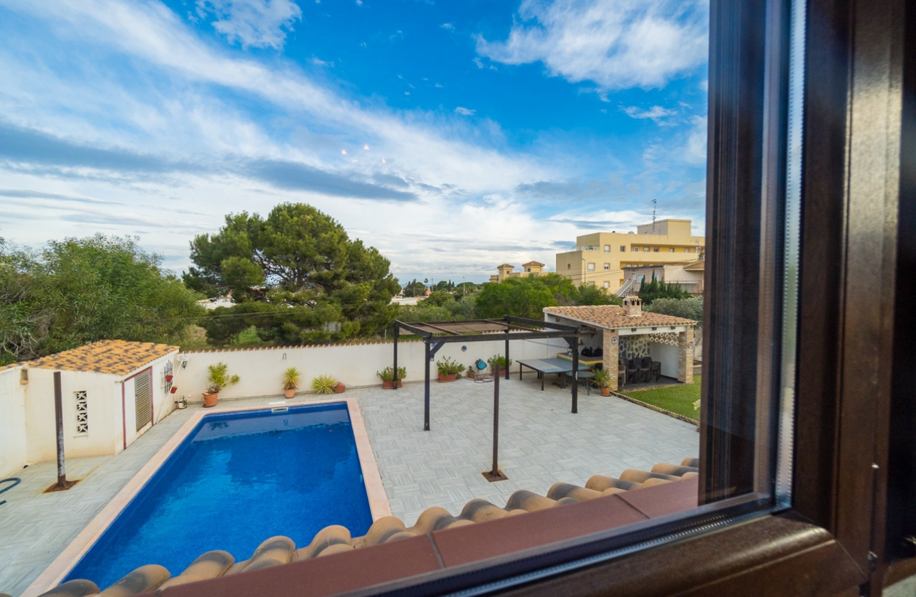 Resale - Villa - Orihuela Costa - Lomas de Cabo Roig