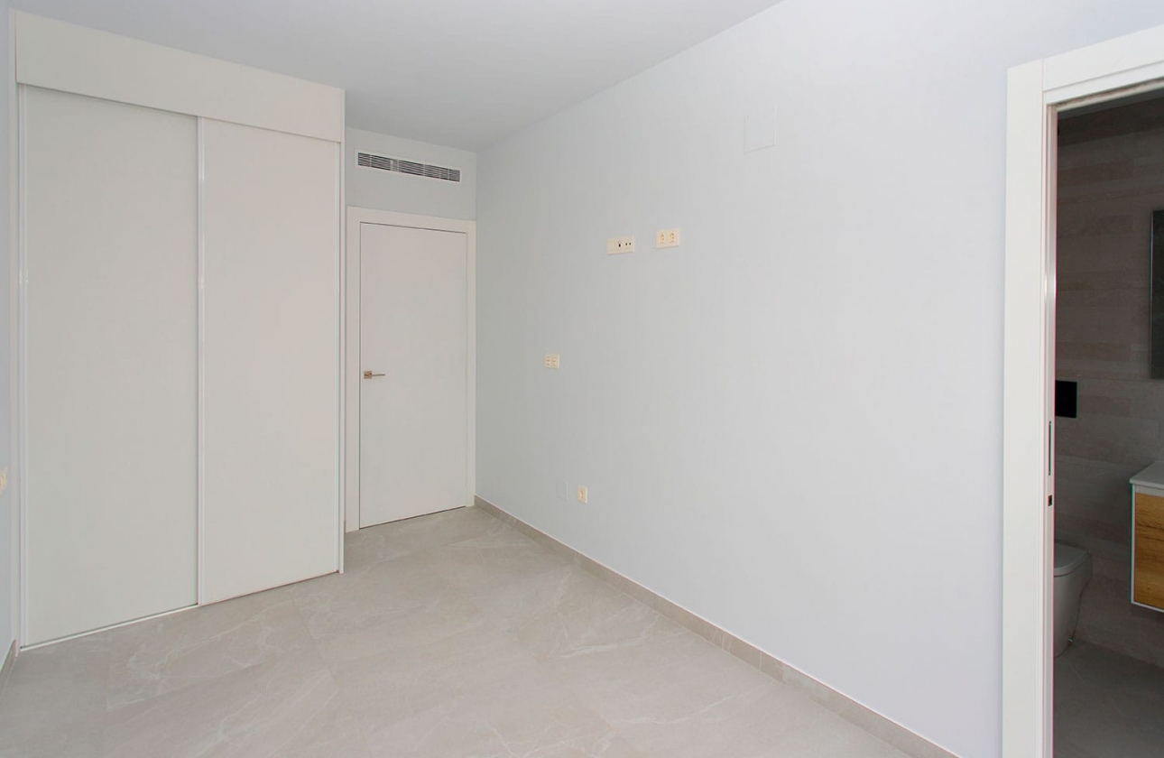 Rynek wtórny - Apartament - Torrevieja - Beach