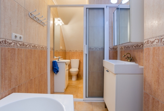 Rynek wtórny - Szeregowiec - Torrevieja - La Siesta - El Salado -  Torreta