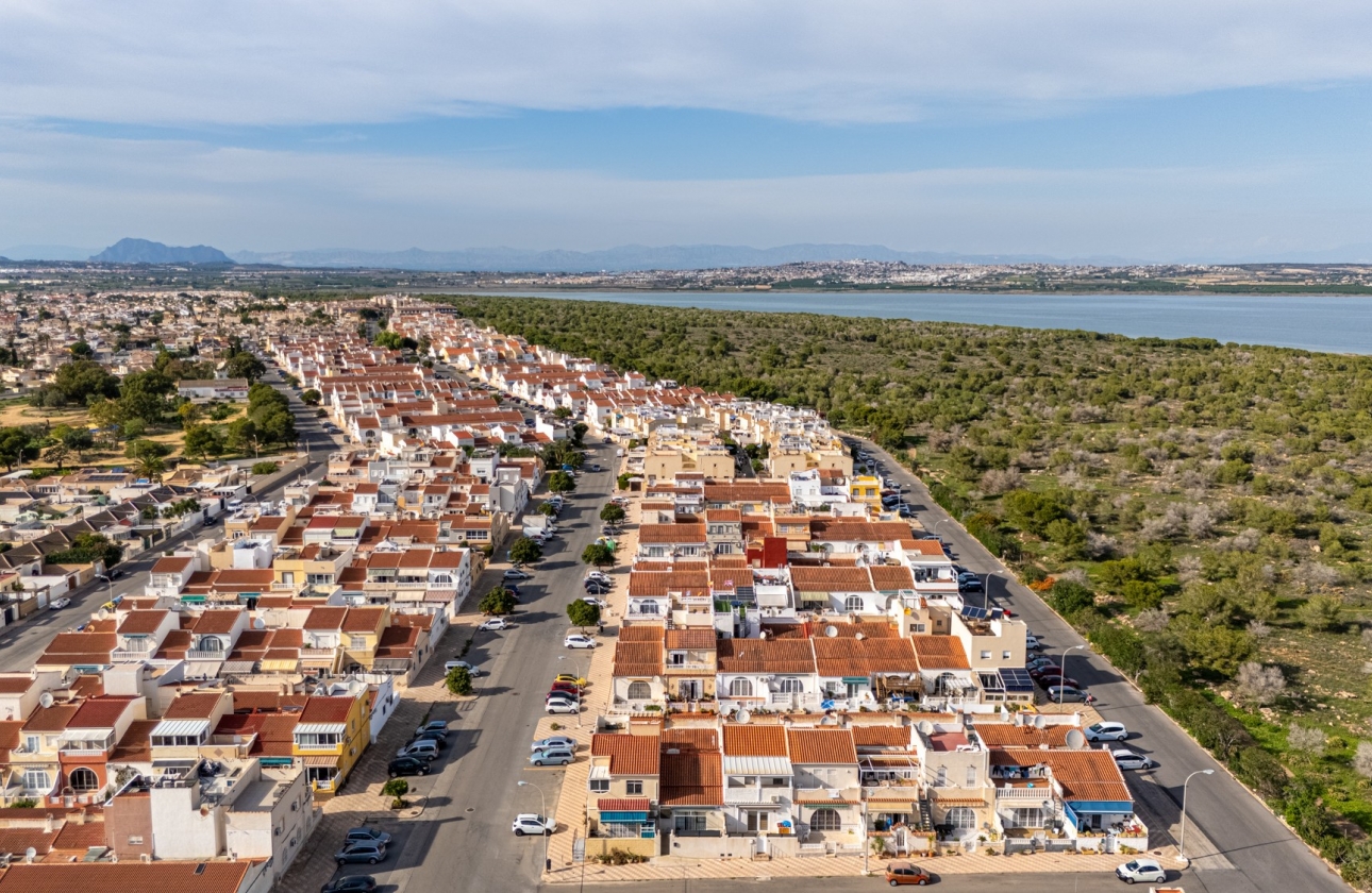 Rynek wtórny - Szeregowiec - Torrevieja - La Siesta - El Salado -  Torreta