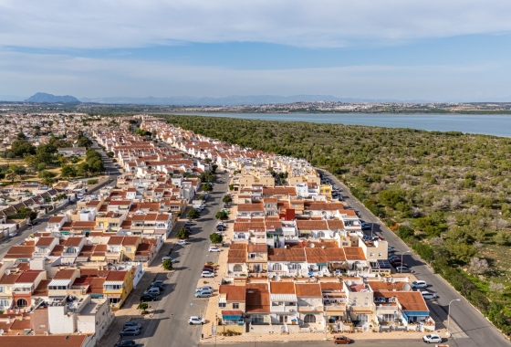 Rynek wtórny - Szeregowiec - Torrevieja - La Siesta - El Salado -  Torreta