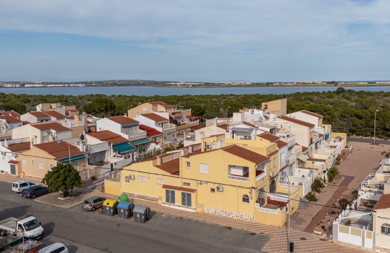 Rynek wtórny - Szeregowiec - Torrevieja - La Siesta - El Salado -  Torreta