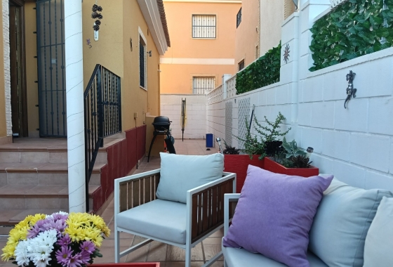 Rynek wtórny - House - Detached Villa (4) - Los Montesinos - La Herrada