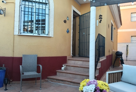 Rynek wtórny - House - Detached Villa (4) - Los Montesinos - La Herrada