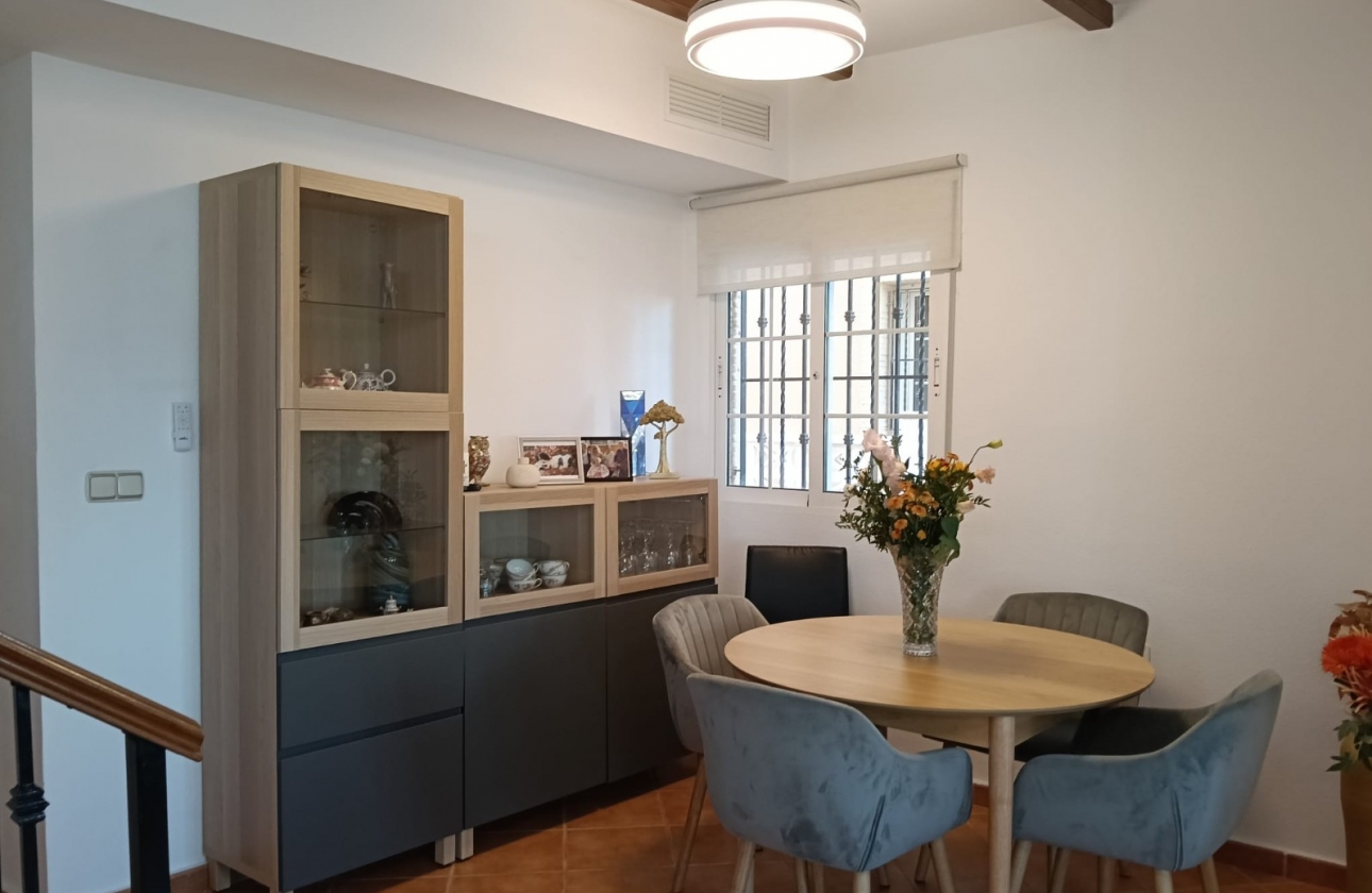 Rynek wtórny - House - Detached Villa (4) - Los Montesinos - La Herrada