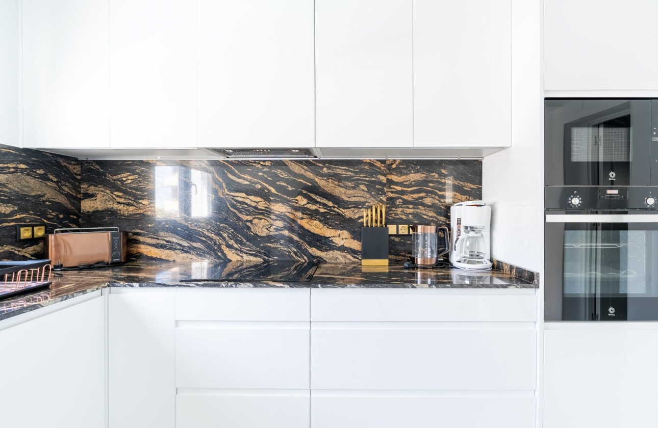 Rynek wtórny - Szeregowiec - Torrevieja - Punta Prima