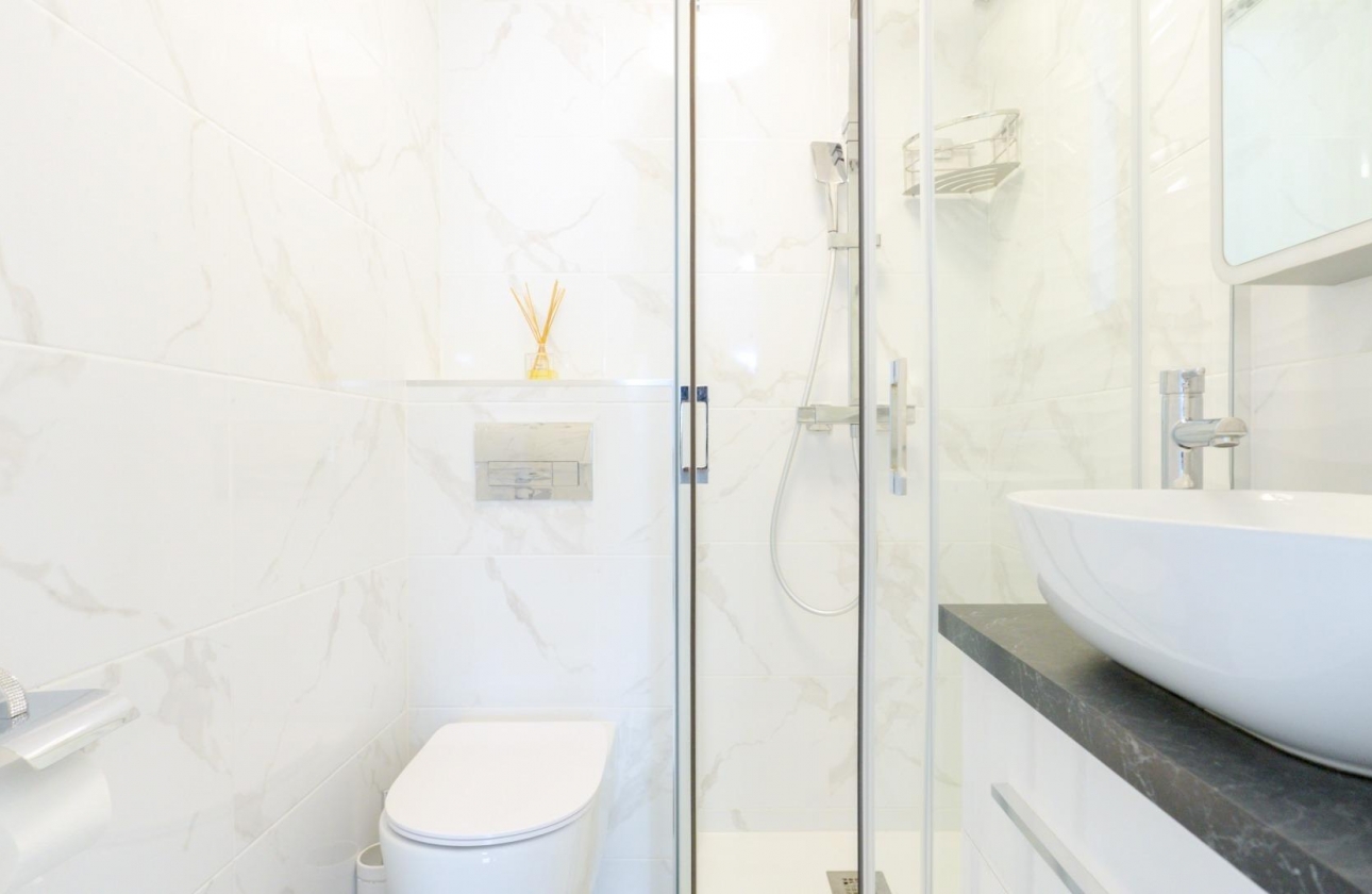 Rynek wtórny - Szeregowiec - Torrevieja - Punta Prima