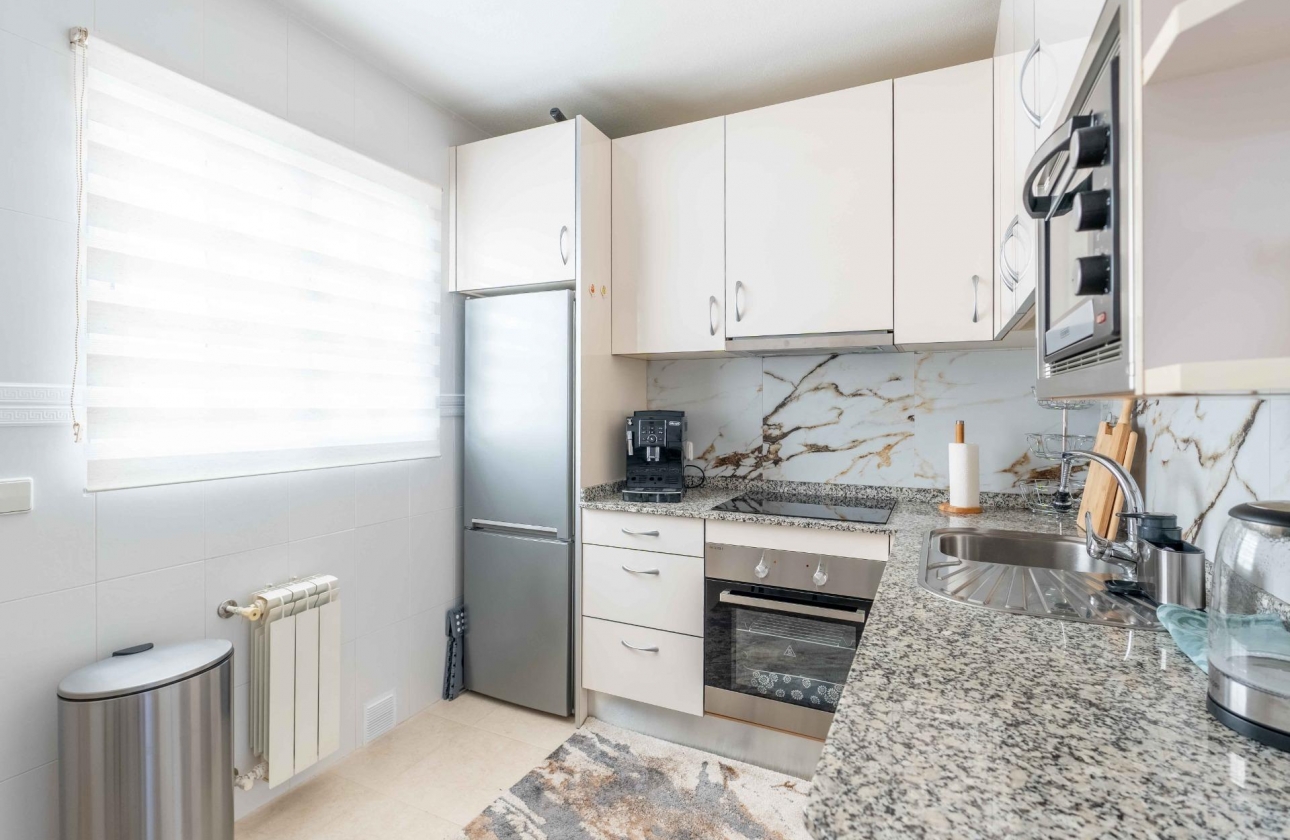 Rynek wtórny - Villa - Orihuela Costa - Punta Prima