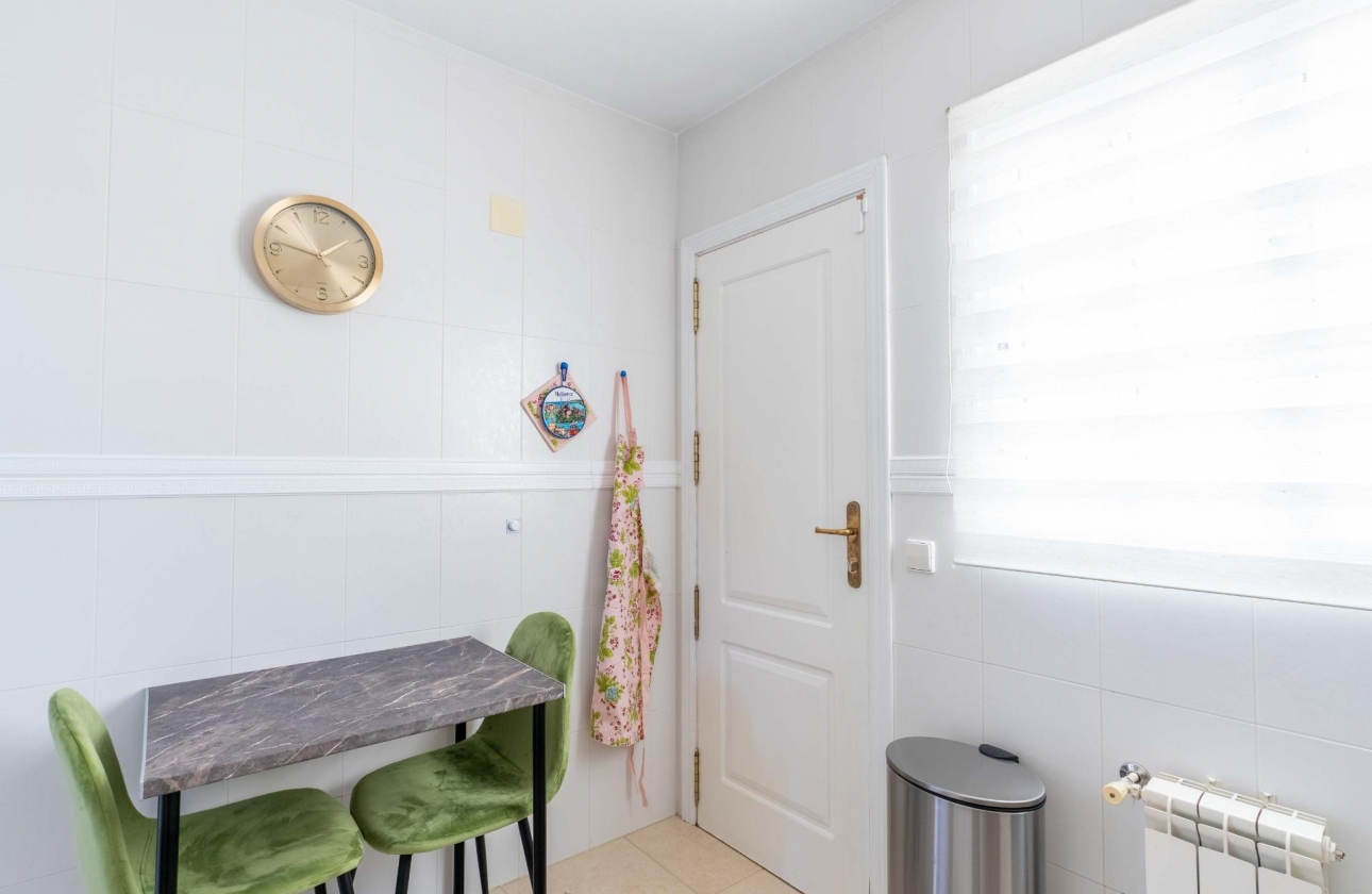 Rynek wtórny - Villa - Orihuela Costa - Punta Prima