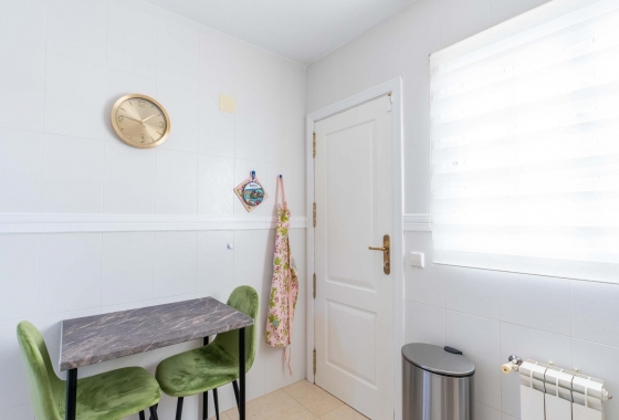 Rynek wtórny - Villa - Orihuela Costa - Punta Prima