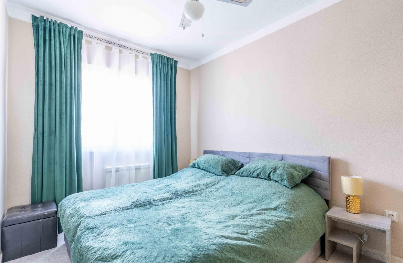 Rynek wtórny - Villa - Orihuela Costa - Punta Prima