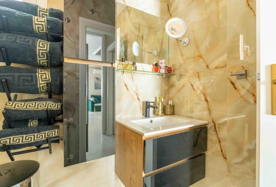 Rynek wtórny - Villa - Orihuela Costa - Punta Prima