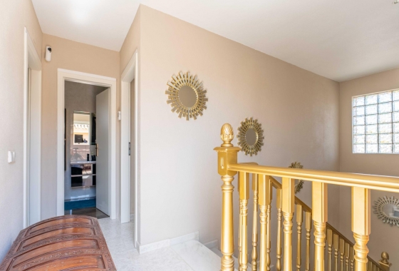 Rynek wtórny - Villa - Orihuela Costa - Punta Prima