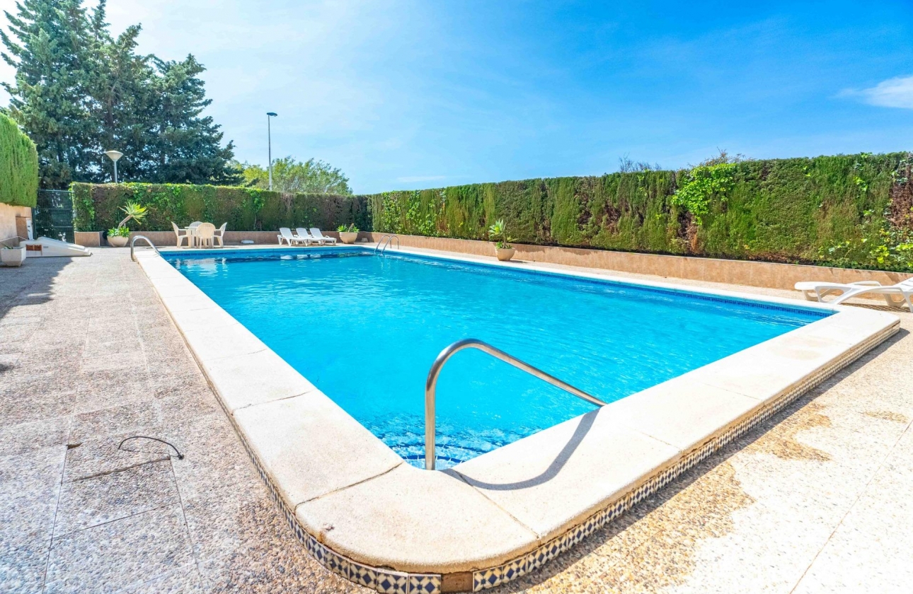 Rynek wtórny - Villa - Orihuela Costa - Punta Prima