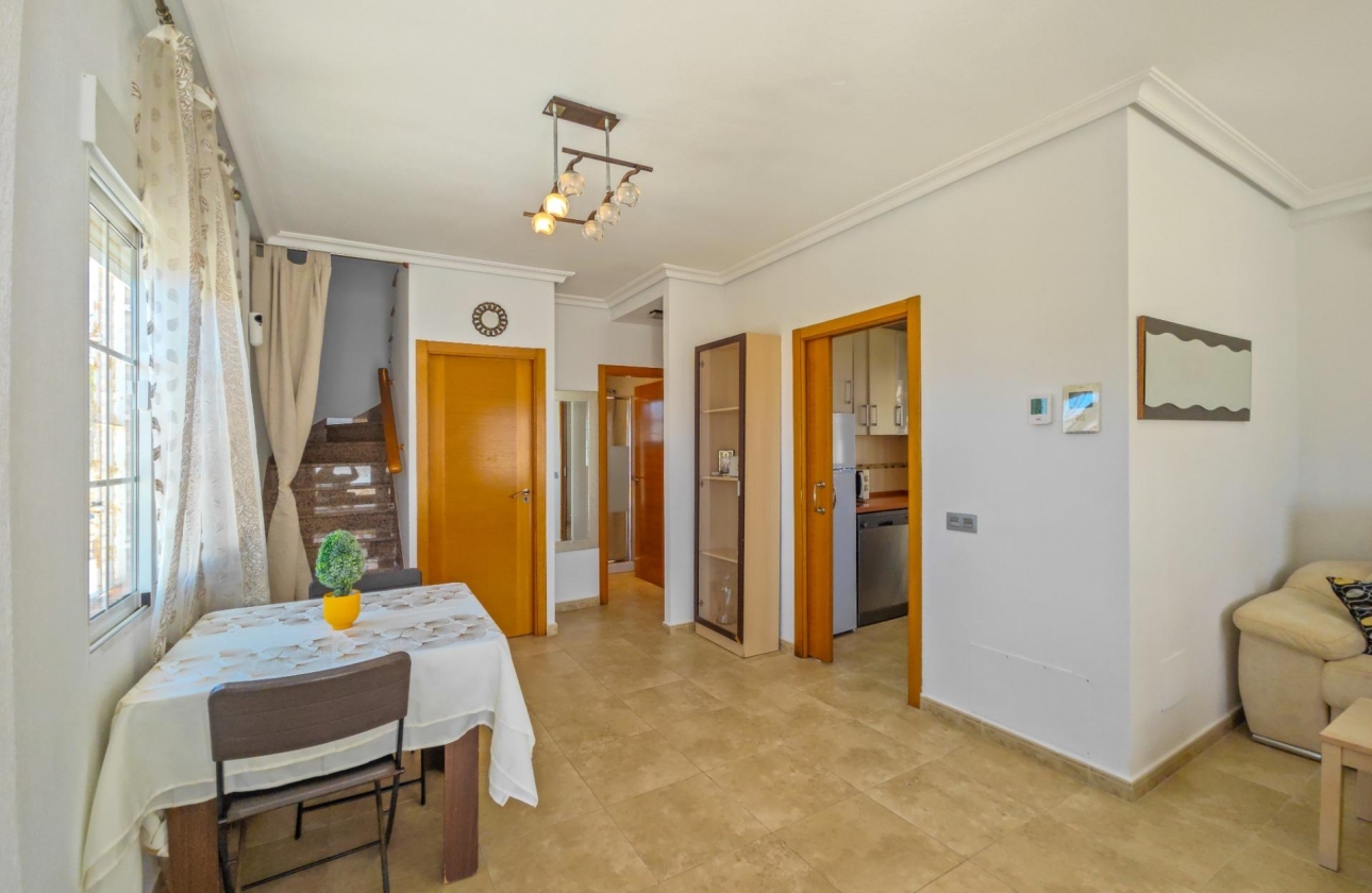 Rynek wtórny - Villa - Torrevieja - La Mata