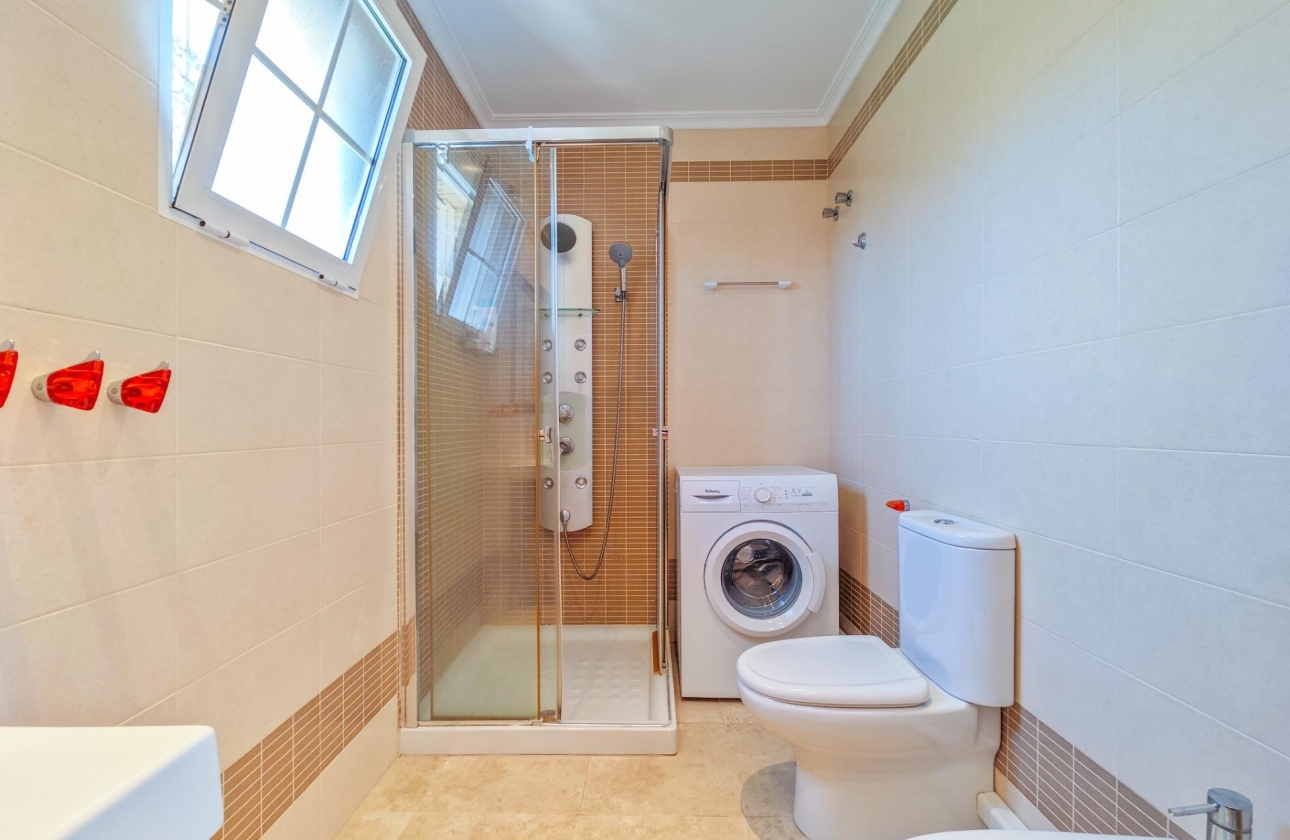 Rynek wtórny - Villa - Torrevieja - La Mata