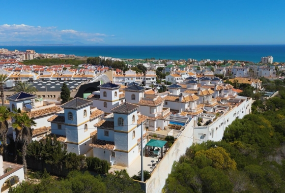 Rynek wtórny - Villa - Torrevieja - La Mata