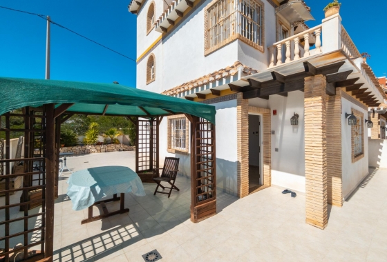 Rynek wtórny - Villa - Torrevieja - La Mata