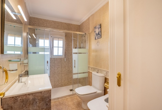 Rynek wtórny - Villa - Torrevieja - El Chaparral