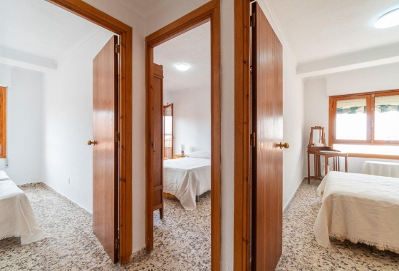 Rynek wtórny - Apartament - Torrevieja - Playa De Los Naufragos
