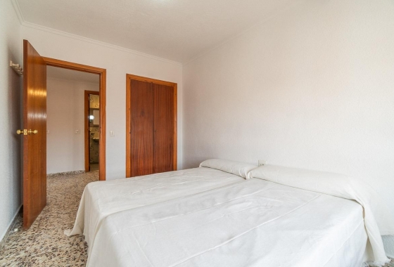 Rynek wtórny - Apartament - Torrevieja - Playa De Los Naufragos