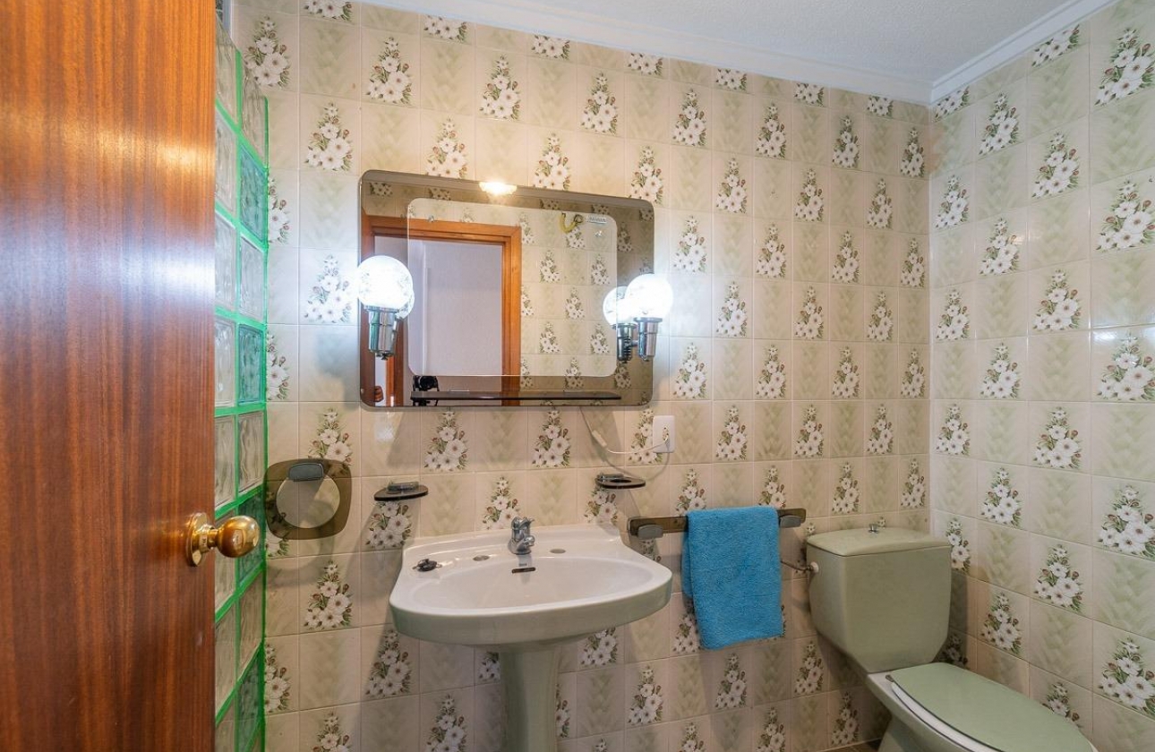 Rynek wtórny - Apartament - Torrevieja - Playa De Los Naufragos