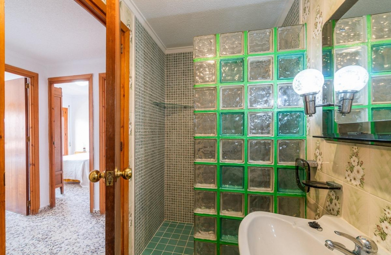 Rynek wtórny - Apartament - Torrevieja - Playa De Los Naufragos