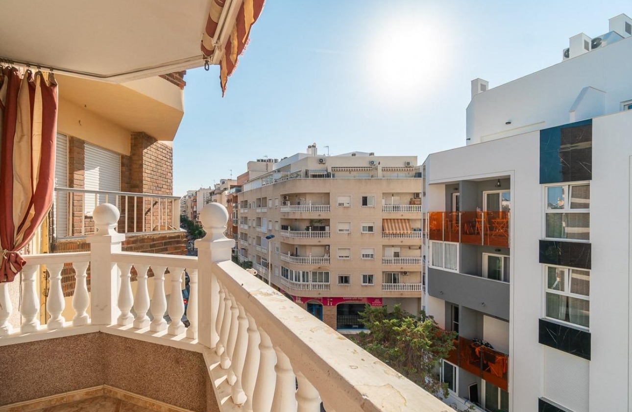 Rynek wtórny - Apartament - Torrevieja - Centro