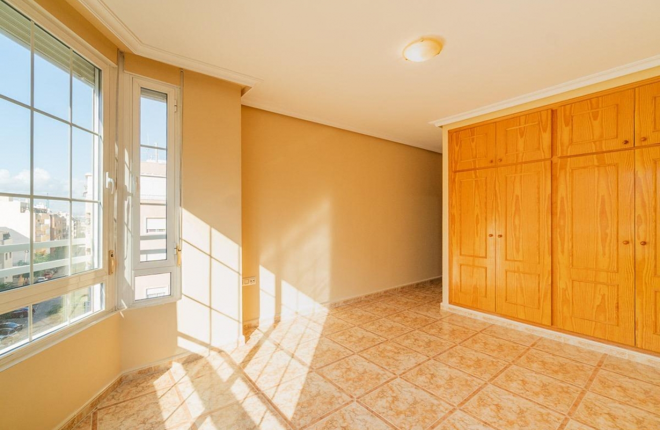 Rynek wtórny - Apartament - Torrevieja - Centro