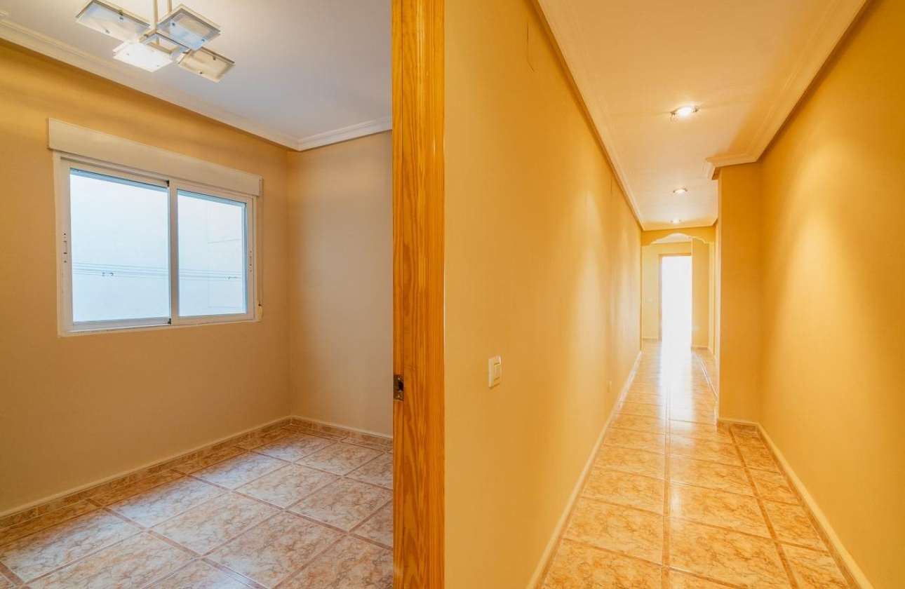 Rynek wtórny - Apartament - Torrevieja - Centro