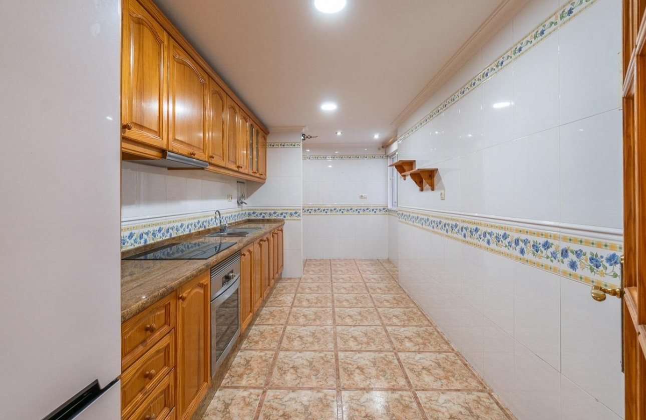 Rynek wtórny - Apartament - Torrevieja - Centro
