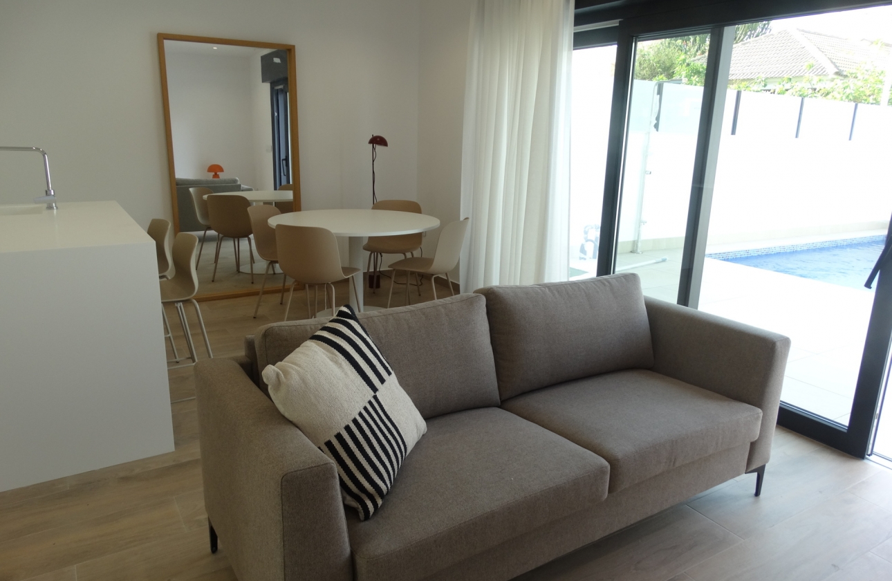 Obra nueva - Adosado - San Javier