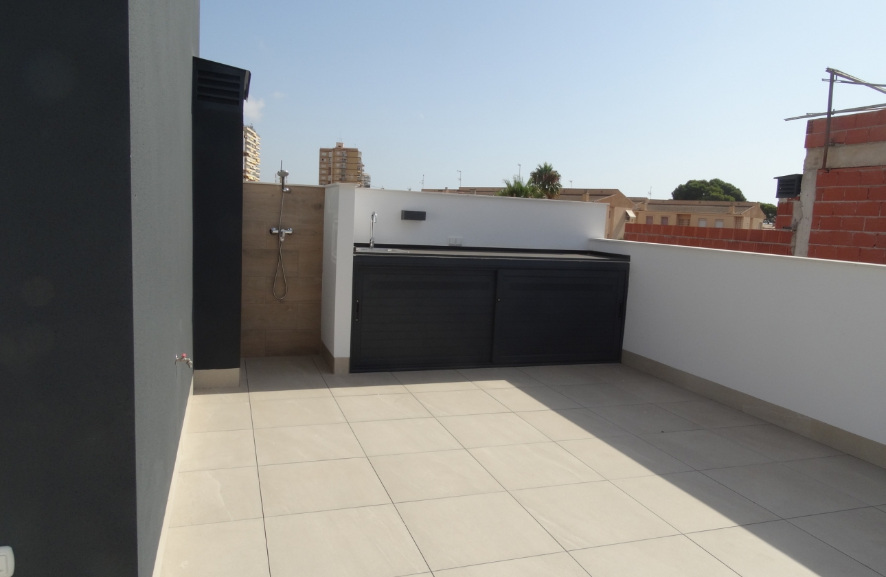 Obra nueva - Adosado - San Javier