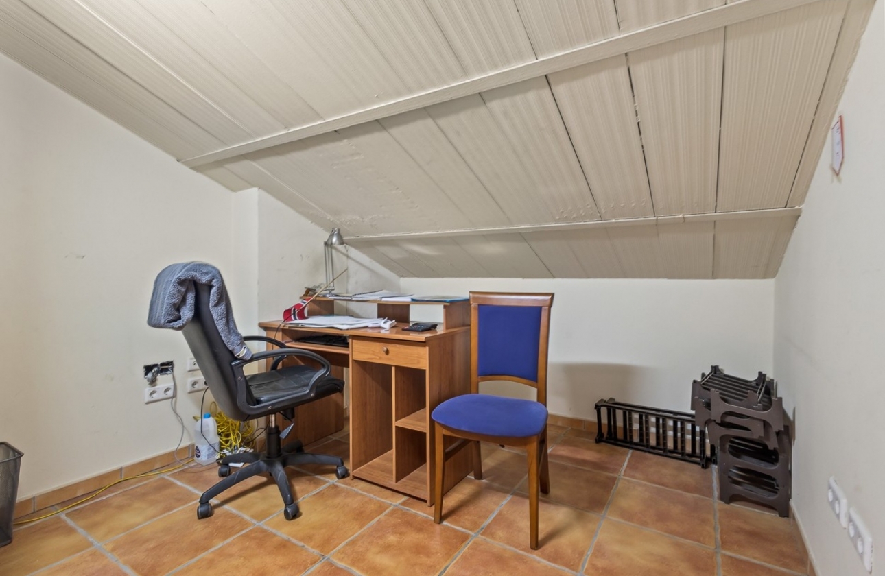 Rynek wtórny - Nieruchomość komercyjna - Orihuela Costa - Los Dolses