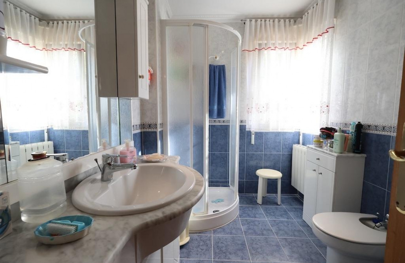 Rynek wtórny - Villa - Orihuela Costa - Villamartín