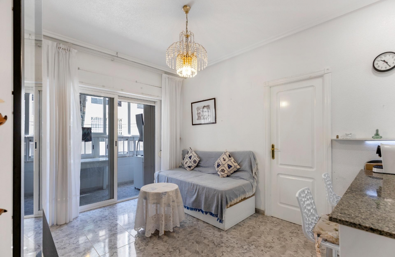 Rynek wtórny - Apartament - Torrevieja - Centro - Muelle Pesquero