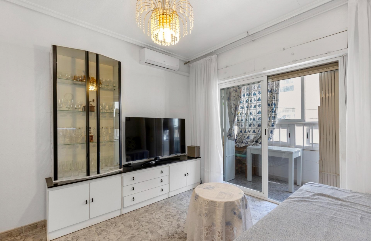 Rynek wtórny - Apartament - Torrevieja - Centro - Muelle Pesquero