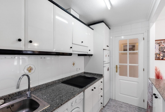 Rynek wtórny - Apartament - Torrevieja - Centro - Muelle Pesquero