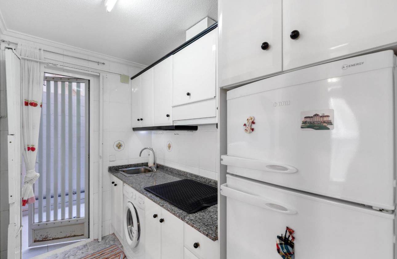Rynek wtórny - Apartament - Torrevieja - Centro - Muelle Pesquero