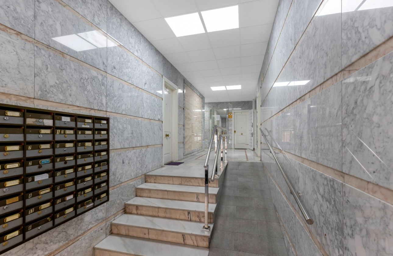 Rynek wtórny - Apartament - Torrevieja - Centro - Muelle Pesquero