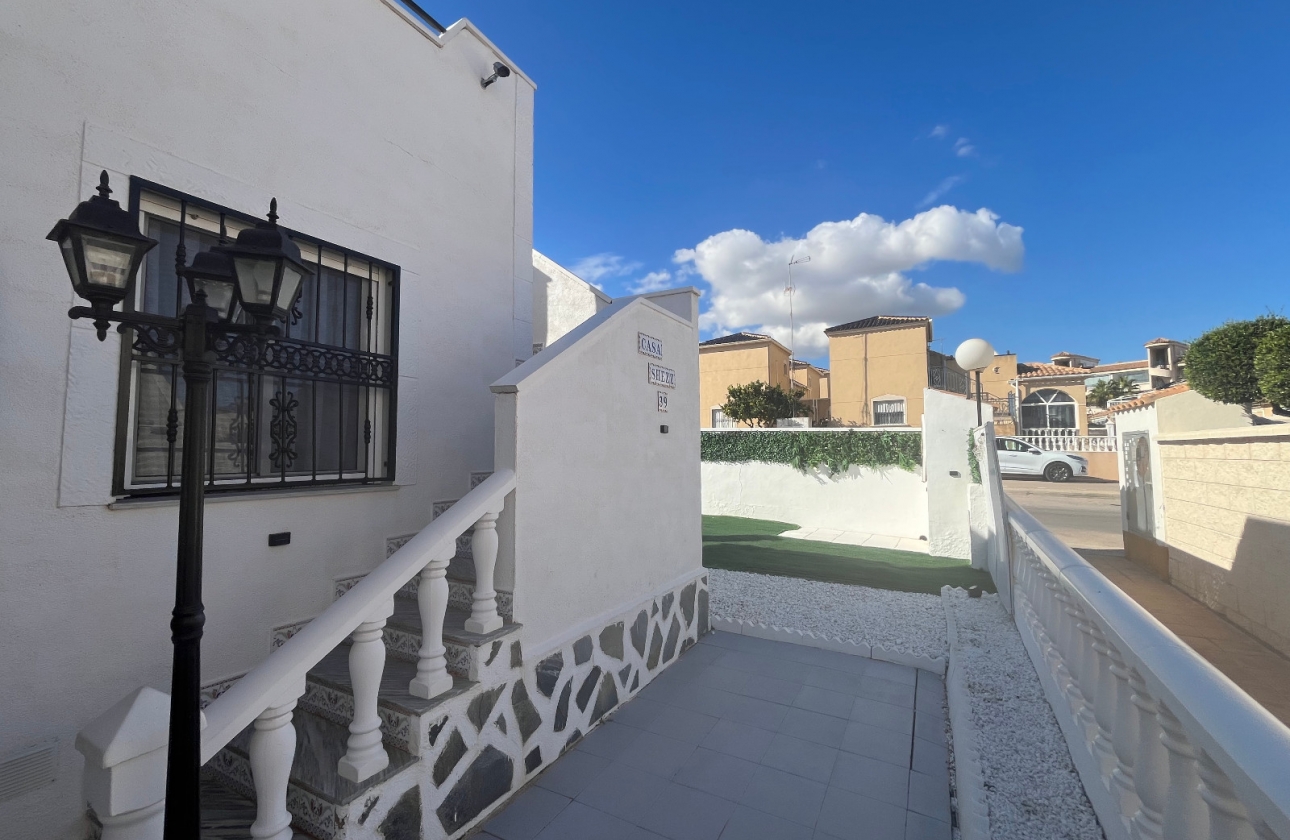 Rynek wtórny - Bungalow - Punta Prima - Serena