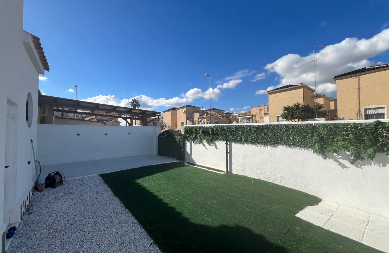 Rynek wtórny - Bungalow - Punta Prima - Serena